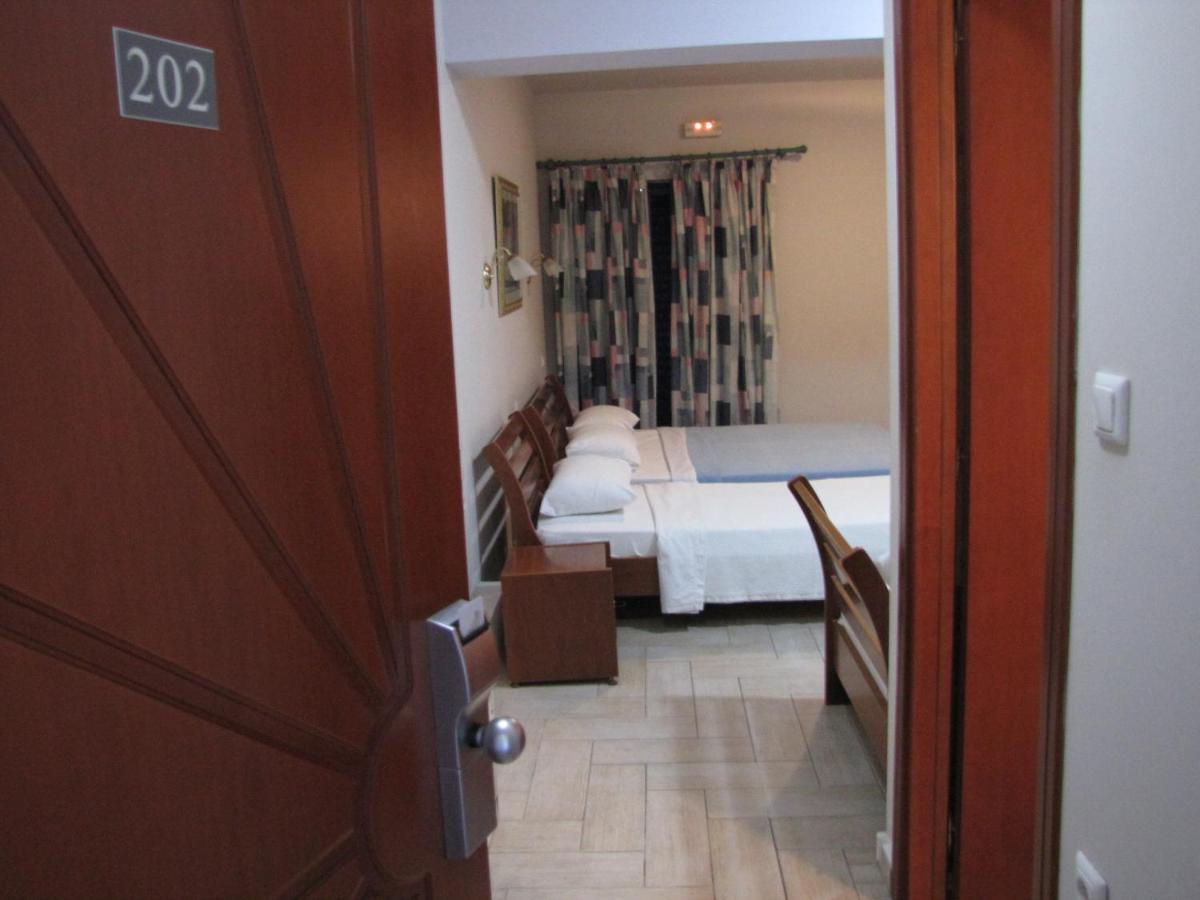 Hotel Hlidi Kókkinon Nerón エクステリア 写真